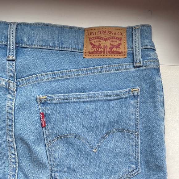 Levi shaping skinny crop jeans - Picture 4 of 4